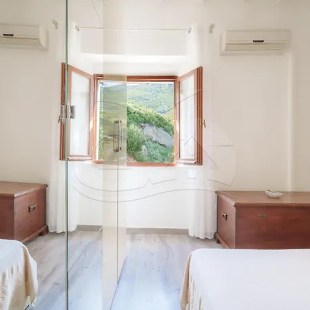Sulla Valle Di 公寓